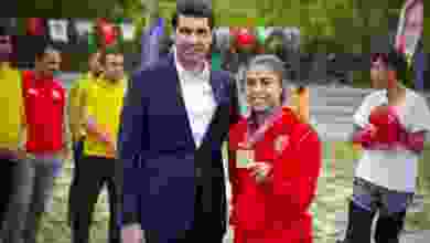 Başkan Çaykara, milli sporcu ile bir araya geldi