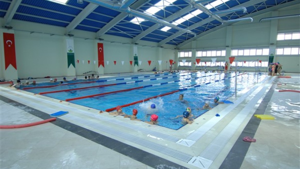 Osmangazi'de yaz dönemi yüzme kursları başlıyor