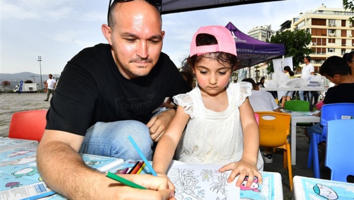 İzmir'de Eşitlikçi Babalar Günü etkinliği düzenlendi