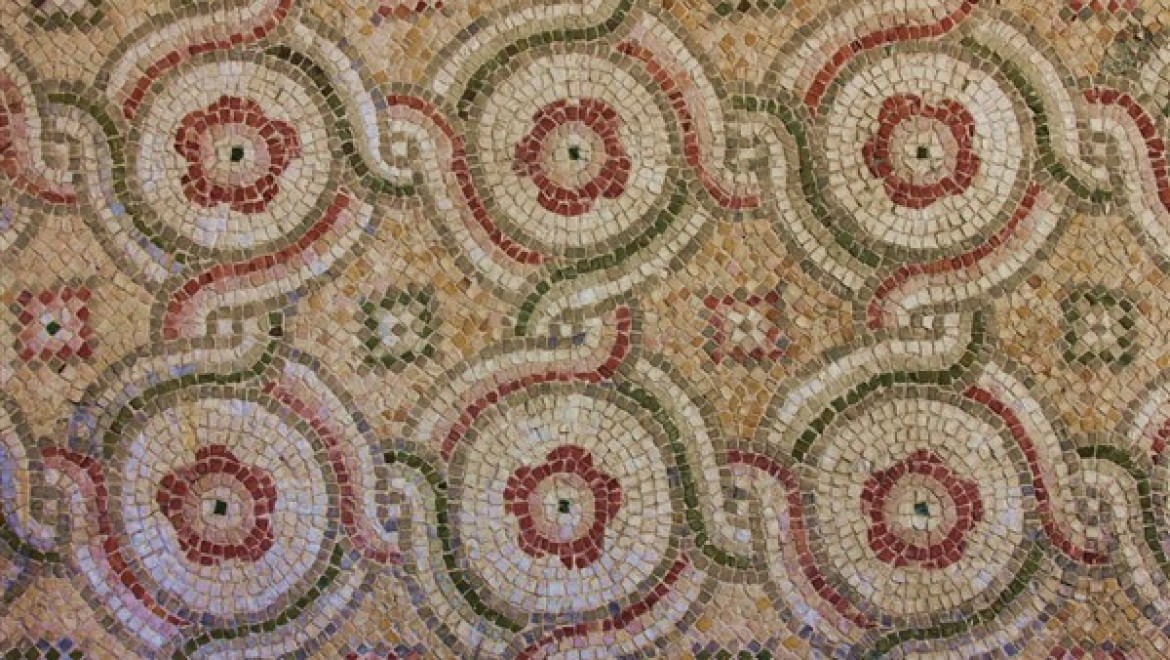 Manisa'da Geç Roma Dönemi'ne ait mozaik pano ele geçirildi