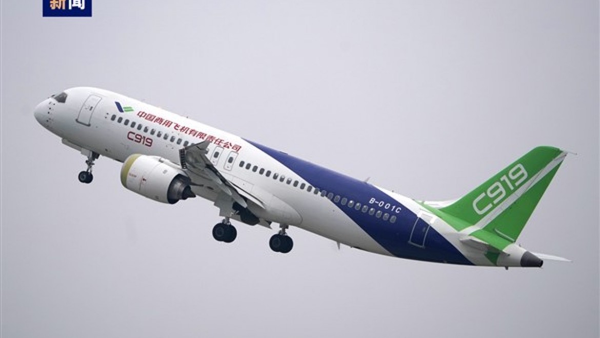 Çin'in yerli C919 yolcu uçağı 100 yeni sipariş aldı
