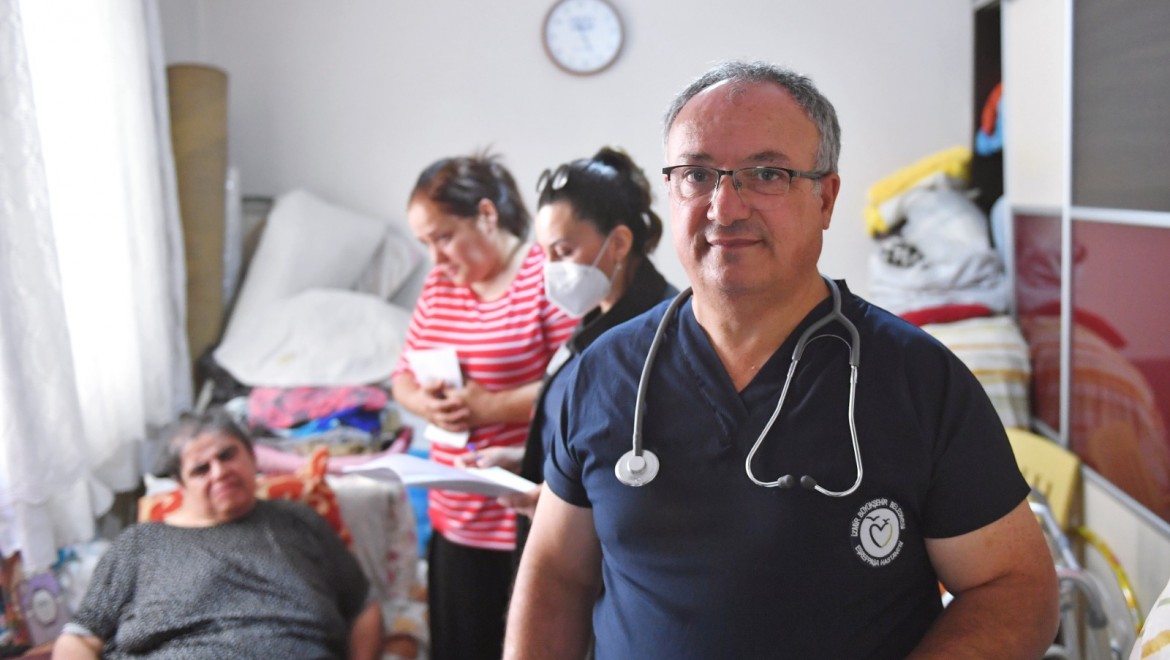 Evde Bakım Hizmetleri Birimi, 5 bin hastaya sağlık hizmeti veriyor