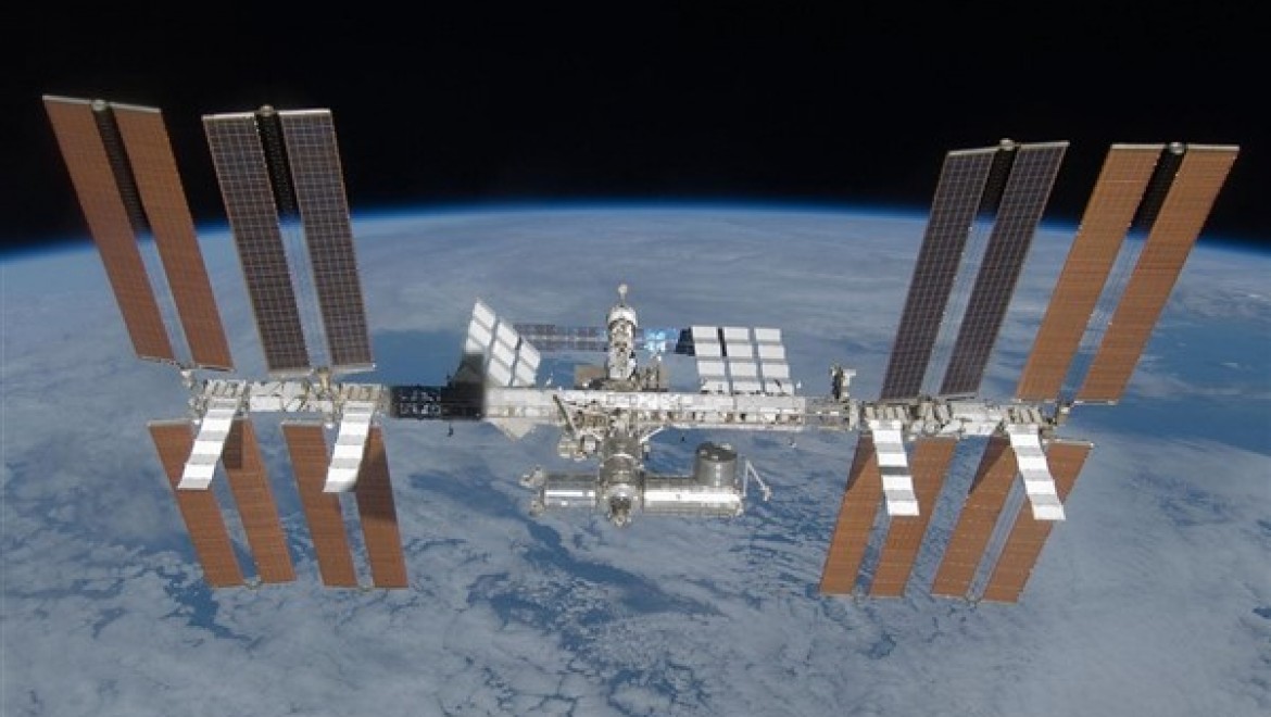 Macron: Adenot, Uluslararası Uzay İstasyonu'ndaki ilk görevini 2026'da gerçekleştirecek