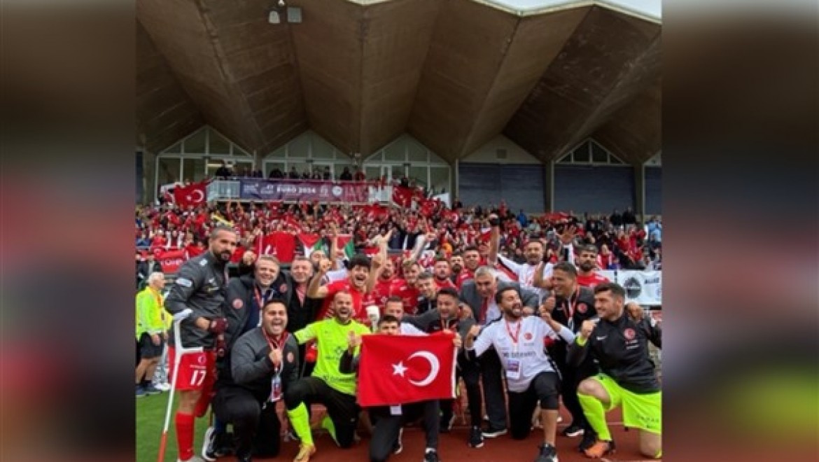 Turkcell'in ana sponsorluğundaki Ampute Milli Takımımız yarı finalde