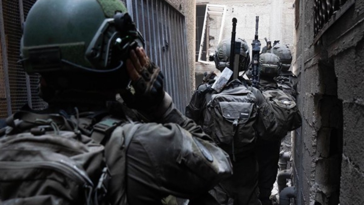 IDF: Gazze Şeridi'nin merkezinde hedefli bir operasyon başlatıldı