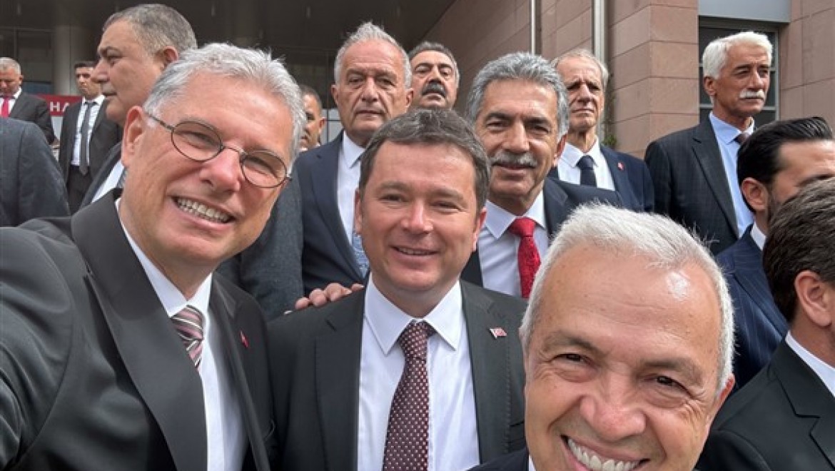 Başkan Özdemir, CHP Yerel Yönetimler Çalıştayı'na katıldı