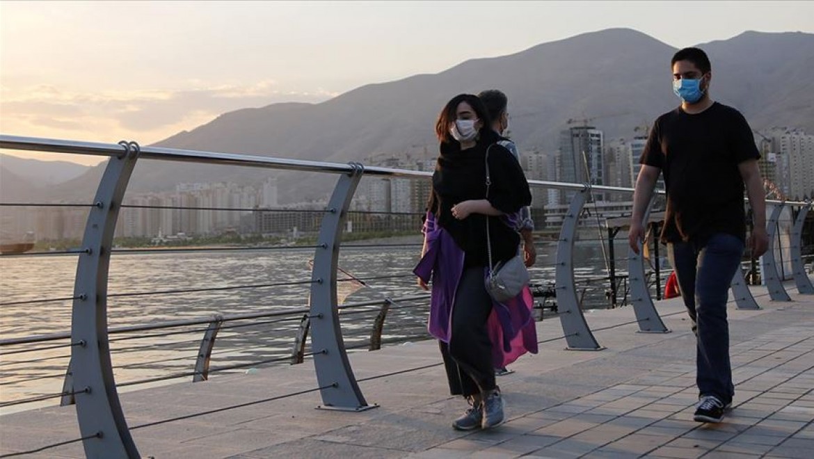 İran'da koronavirüs nedeniyle hayatını kaybedenlerin sayısı 7 bin 734'e yükseldi