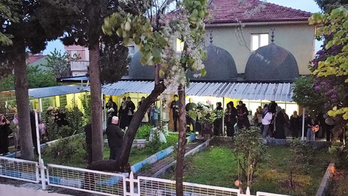 Bilecik'teki Kırklar Tepesi'nde Hıdırellez geleneği yaşatıldı