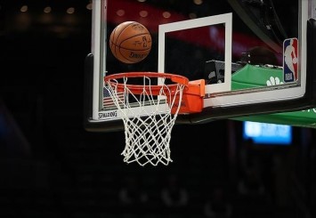 NBA'de Boston Celtics, Milwaukee Bucks'ı 41 sayı farkla yendi