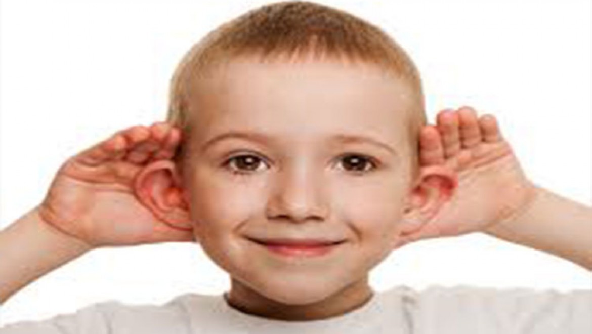 Çocuğunuzun kulaklarını boşuna sarıp bantlamayın