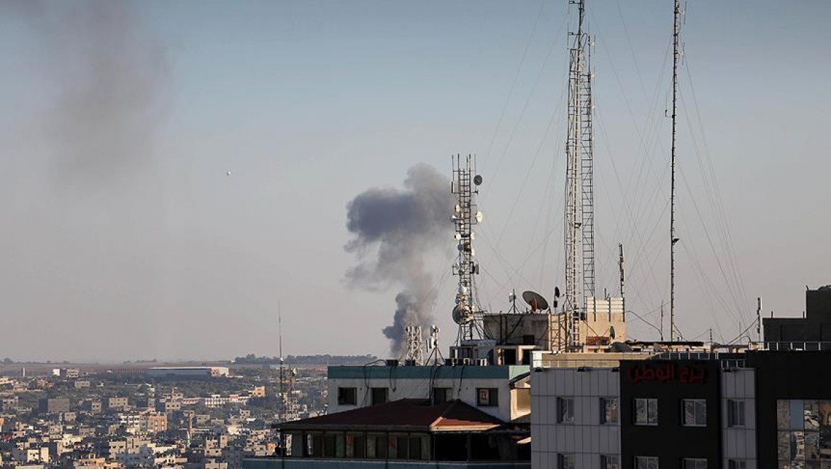 İsrail'den Gazze'ye Topçu Ateşi: 2 Ölü