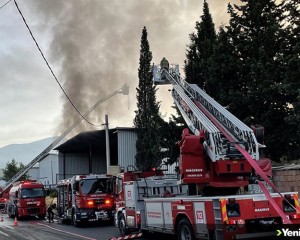 İzmir'deki fabrika yangını kontrol altına alındı