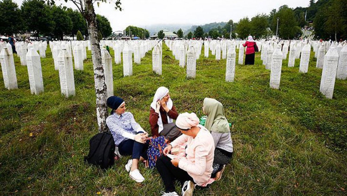 Srebrenitsa Kurbanları Toprağa Verilecek