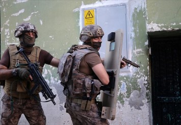 Mersin'de 10 DEAŞ şüphelisinin yakalanmasına yönelik operasyon başlatıldı