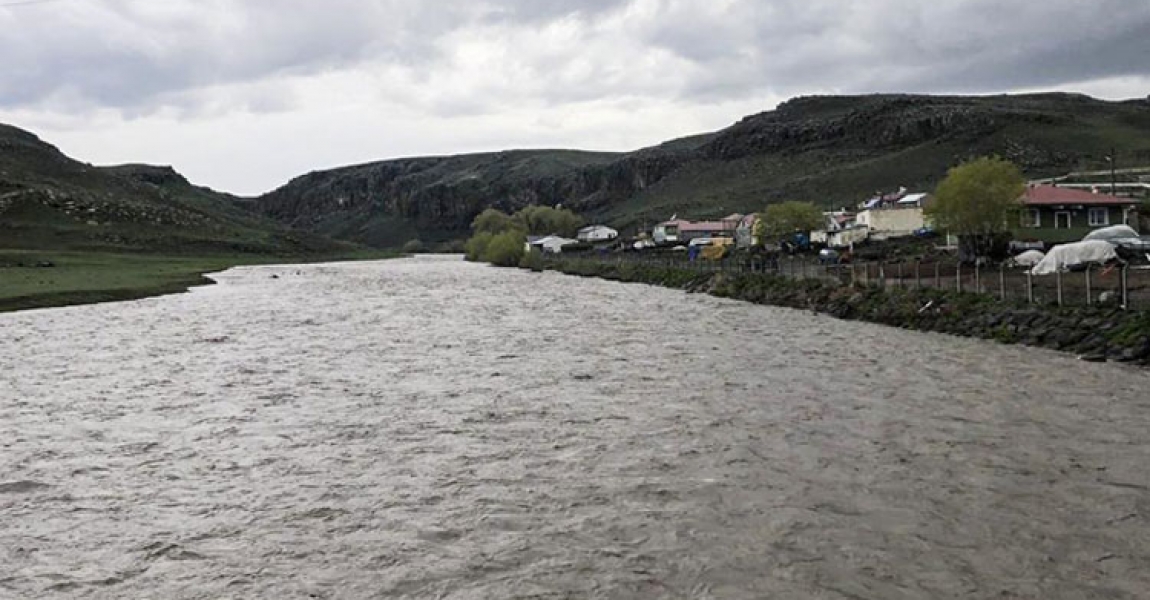 Kars'ta AFAD vatandaşları sel ve su taşkınlarına karşı uyardı