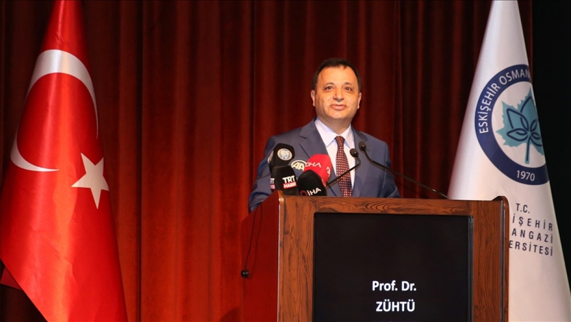 Anayasa Mahkemesi Başkanı Arslan, ESOGÜ Akademik Yıl Açılış Töreni'nde konuştu