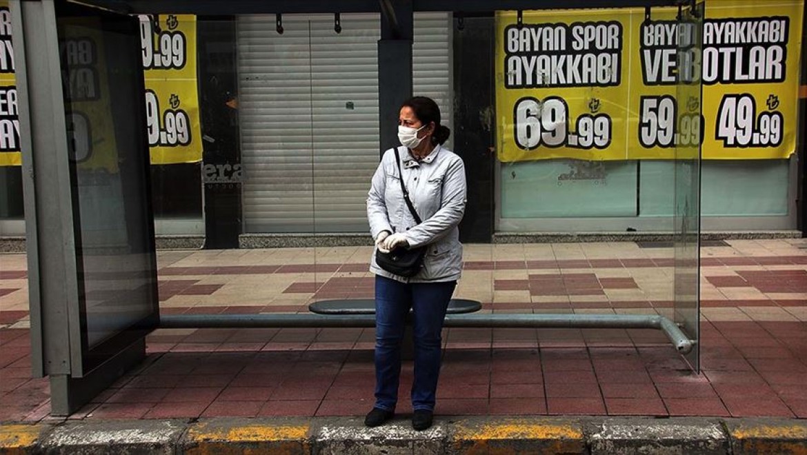 Aydın'da sokağa çıkarken maske takmak zorunlu hale getirildi