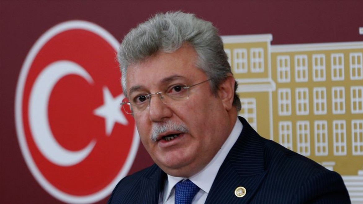 AK Parti'li Akbaşoğlu'nun koronavirüs testi pozitif çıktı