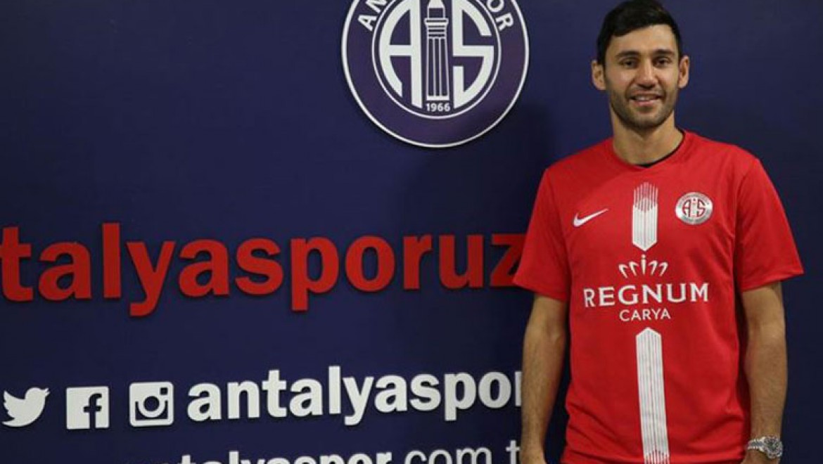 Antalyaspor Veysel Sarı'yı transfer etti