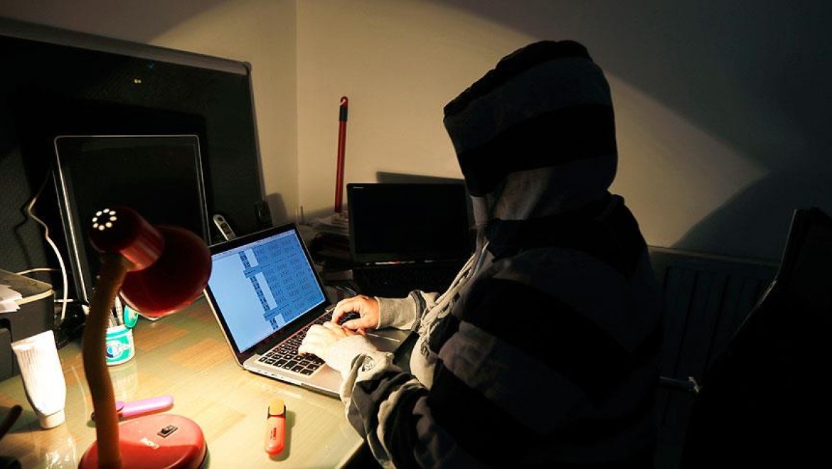 Sosyal medyada 'yemleme' ile şifre hırsızlığı uyarısı
