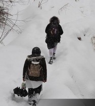 Kars'ta kar nedeniyle okullar yarın tatil edildi