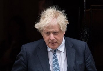 İngiltere Başbakanı Johnson demir yolu ve metro çalışanlarının grevini 'gereksiz' buldu