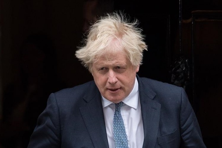 İngiltere Başbakanı Johnson demir yolu ve metro çalışanlarının grevini 'gereksiz' buldu