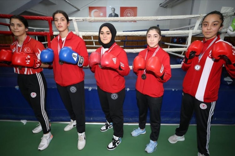 Busenaz Sürmeneli'nin olimpiyat başarısı Ordulu kadın boksörleri hırslandırdı