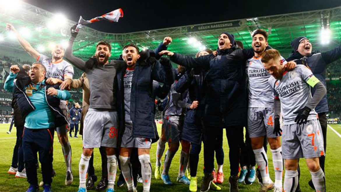 Başakşehir UEFA Avrupa Ligi'nde grubunda lider olarak tur atladı