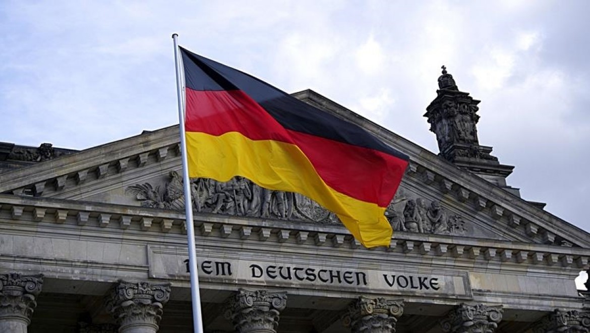 Alman hükümeti 2021 büyüme tahminini yüzde 3'e düşürdü