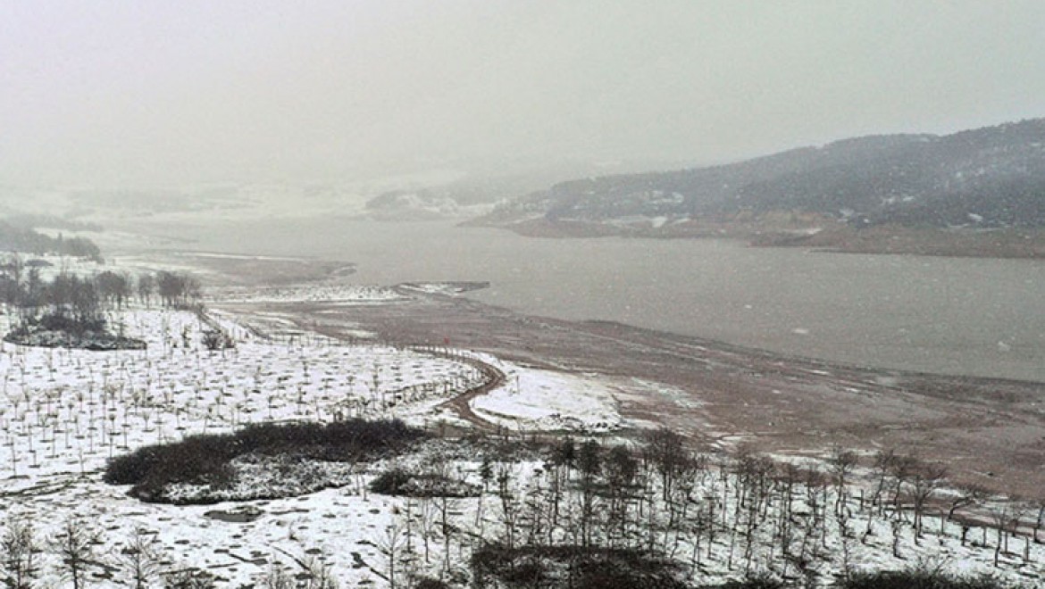 Kar yağışıyla İstanbul'un barajlarındaki su seviyesi yüzde 30'a yükseldi