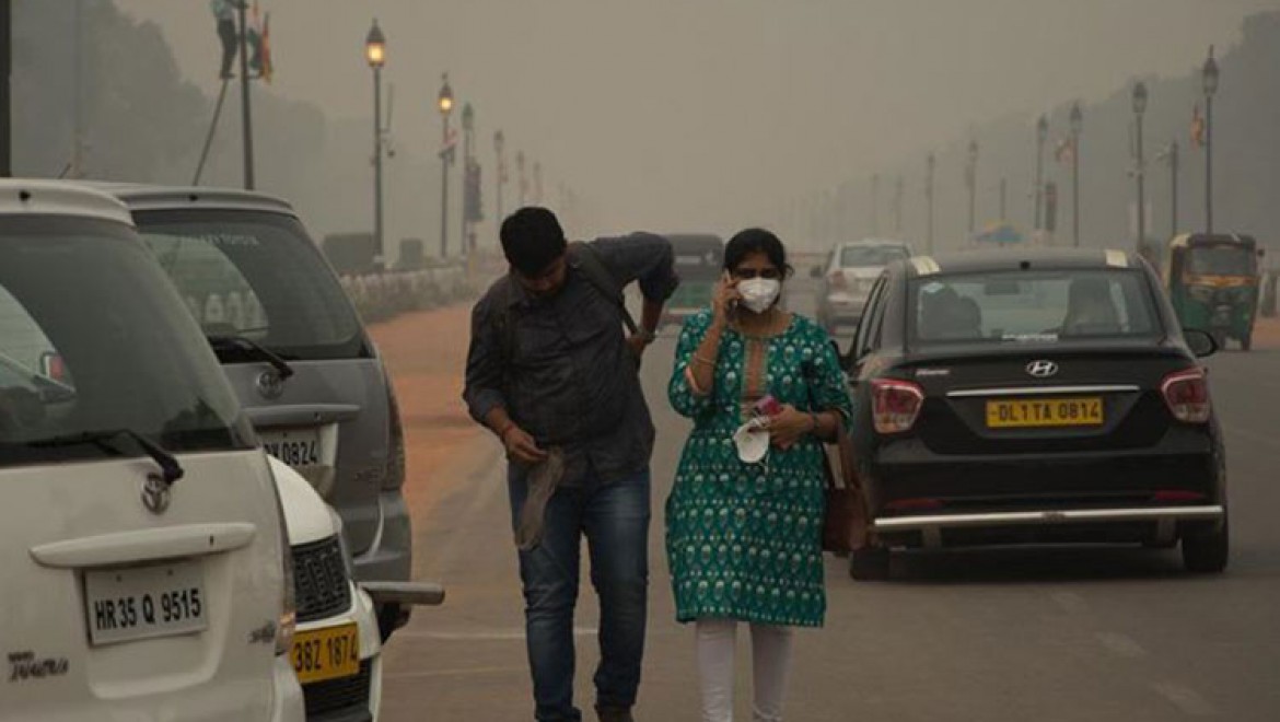 Yeni Delhi'de hava kirliliği 'tehlikeli' seviyede