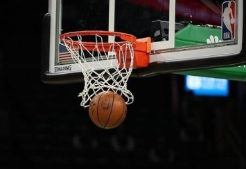 Cedili Cavaliers, Alperenli Rockets'ı yenerek NBA play-off'larını garantiledi
