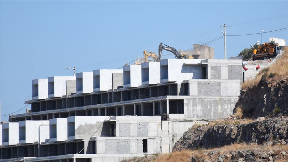 Bodrum'da rezidans ve villa inşaatındaki yıkım