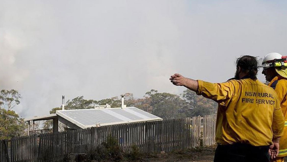 Avustralya'da yangınlar nedeniyle Canberra Havalimanı uçuşlara kapatıldı