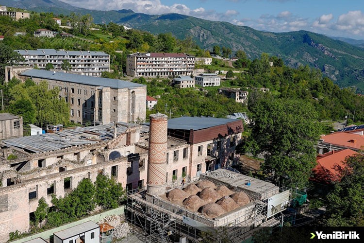'Karabağ'ın atan kalbi' Şuşa'da restorasyon çalışmaları sürüyor