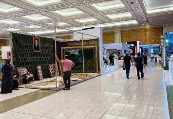 Türkmenistan'da "Aşkabat Şehri Günü" dolayısıyla fuar düzenlendi