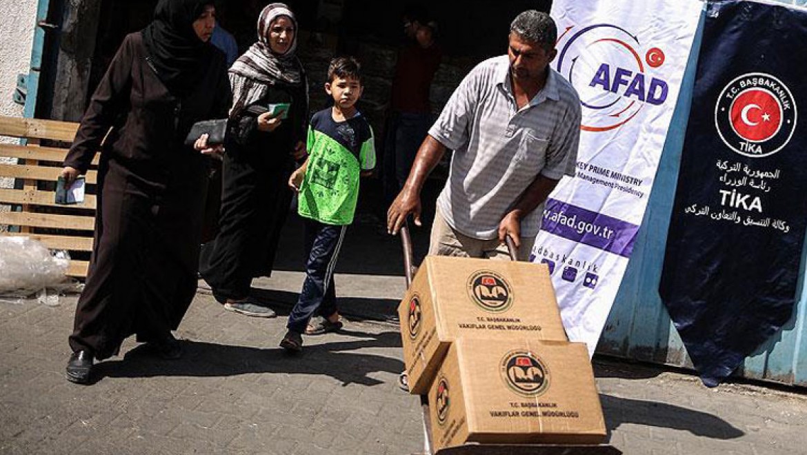 Türkiye'nin 'Şefkat' eli Gazze'ye ulaştı