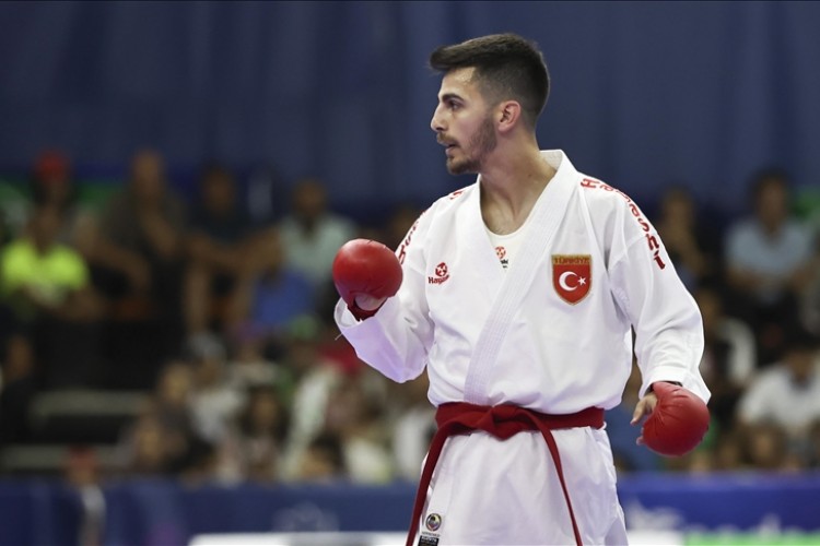 Akdeniz Oyunları'nda milli karateci Eray Şamdan altın madalya kazandı