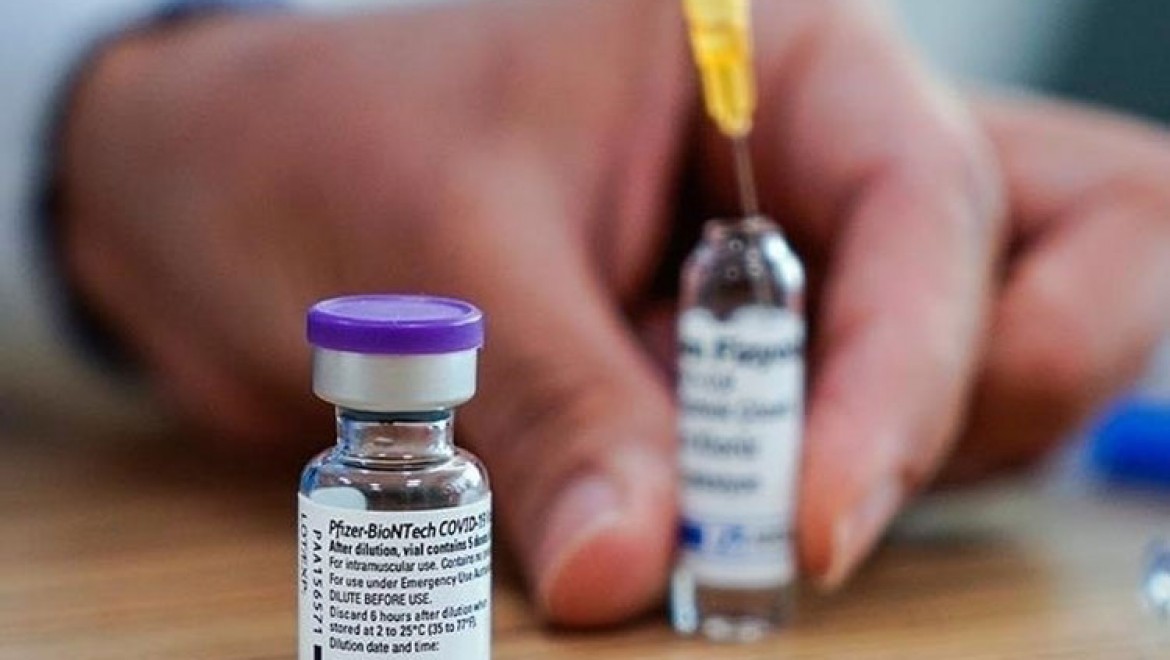 ABD'de Pfizer aşısının destek dozu 65 yaş ve üzeri için onay aldı