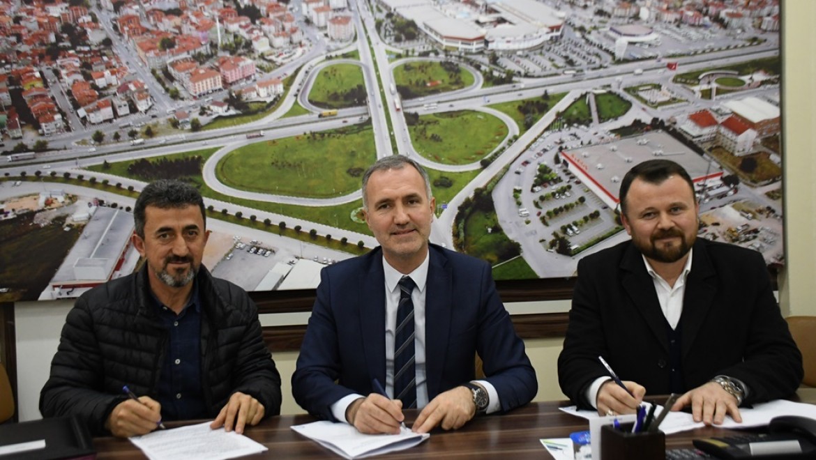 İnegöl Belediyesi Kadrolu İşçilerle Yeni Sözleşme İmzaladı