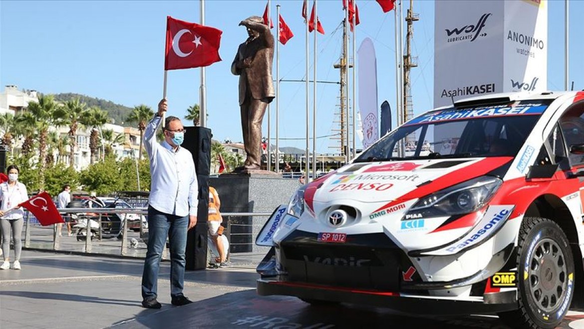 Dünya Ralli Şampiyonası'nın 5. yarışı Türkiye Rallisi'nin startını Bakan Kasapoğlu verdi