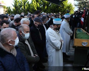 Giresun'da bıçaklanarak öldürülen Sıla Şentürk'ün cenazesi defnedildi