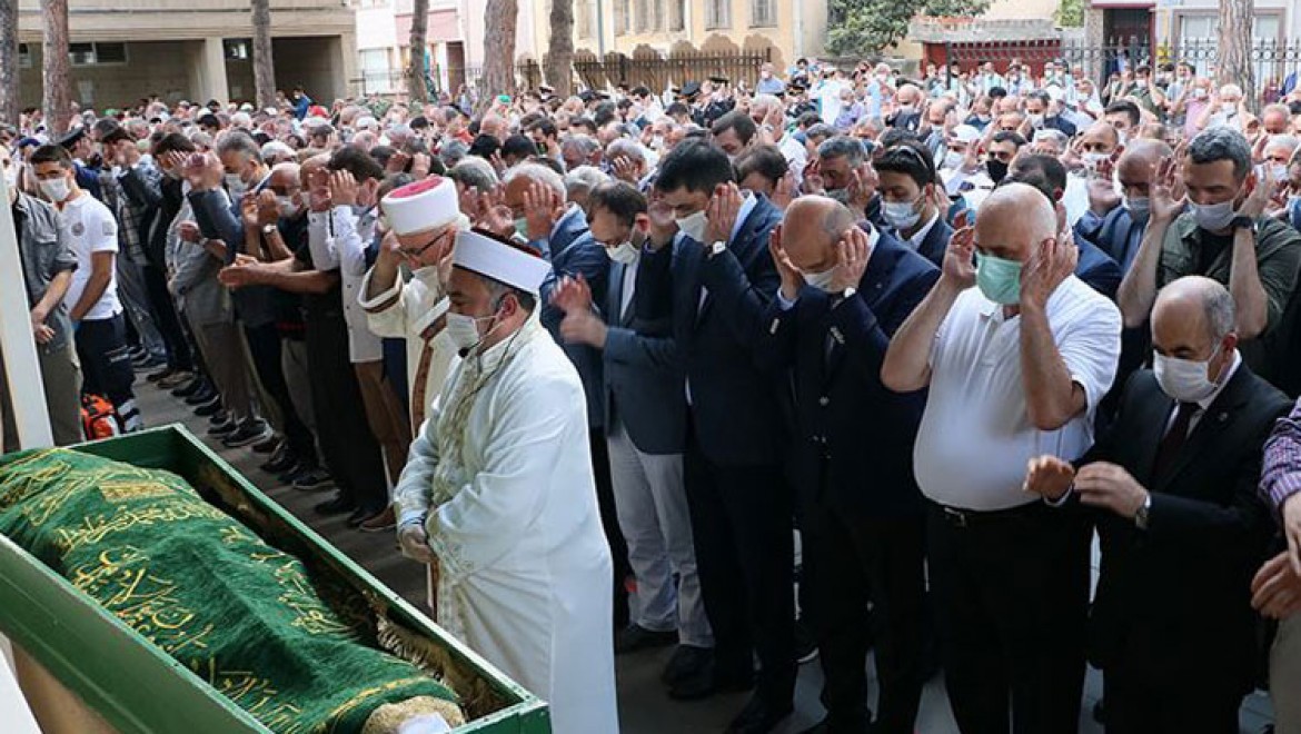 İçişleri Bakanı Soylu'nun kayınpederi Metin Dinç'in cenazesi Samsun'da defnedildi
