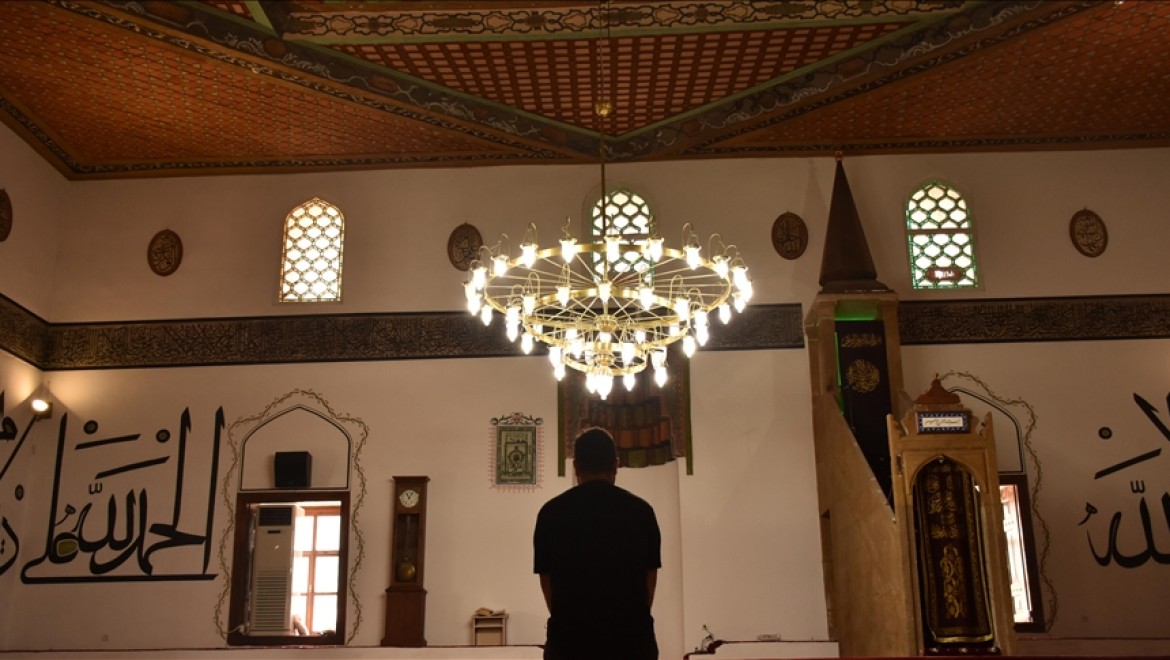 Bilecik'te Mimar Sinan'ın kalfasının inşa ettiği Rüstem Paşa Camii ihtişamıyla ziyaretçilerini bekliyor