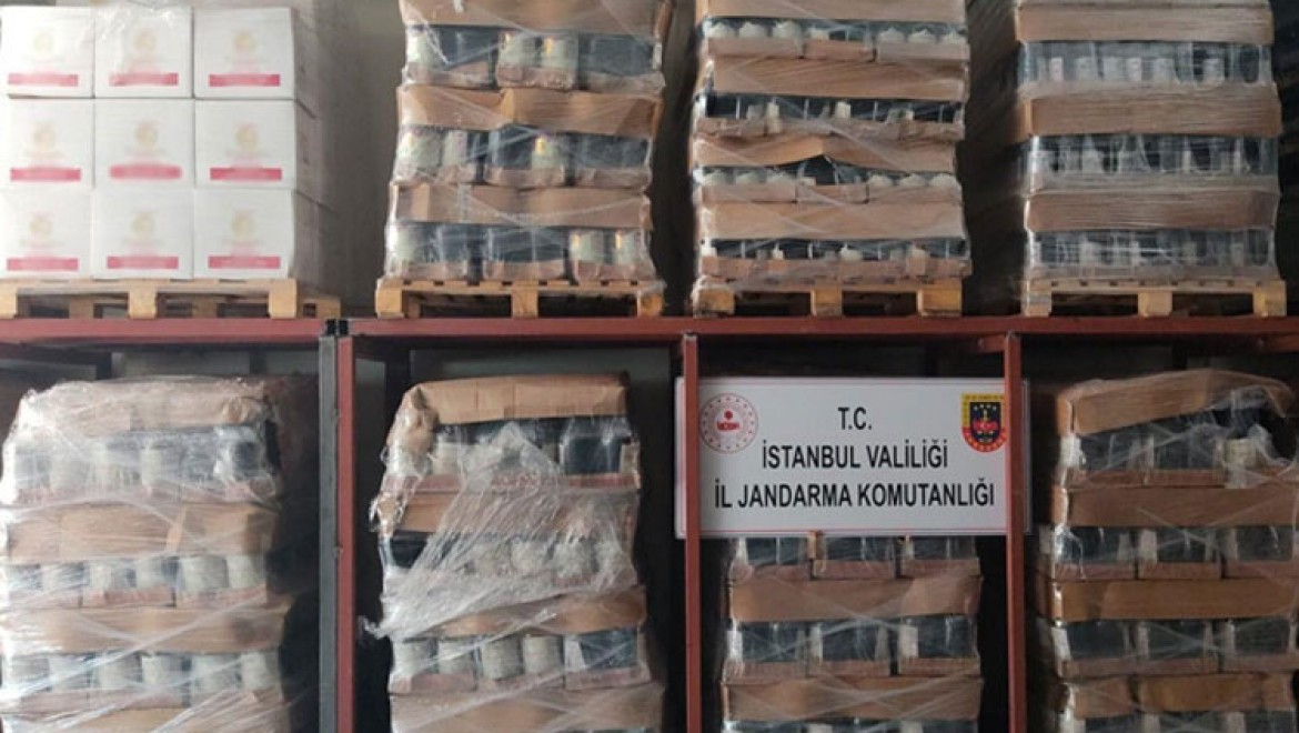 İstanbul'da 16 bin litre sahte alkol ele geçirildi