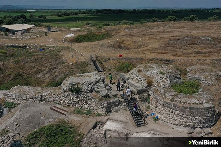 Daskyleion Antik Kenti'nin görünürlüğü surların ortaya çıkmasıyla artacak