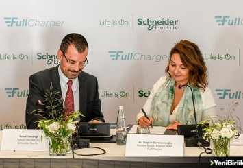 Schneider Electric Türkiye ve FullCharger'dan işbirliği: 10 YIL İÇİNDE 70 BİN ŞARJ İSTASYONU