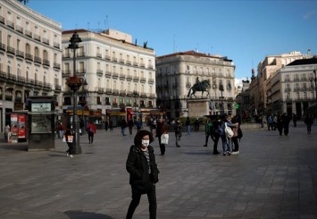 İspanya'da son 24 saatte Kovid-19'dan ölenlerin sayısı son 10 ayın en üst seviyesine çıktı