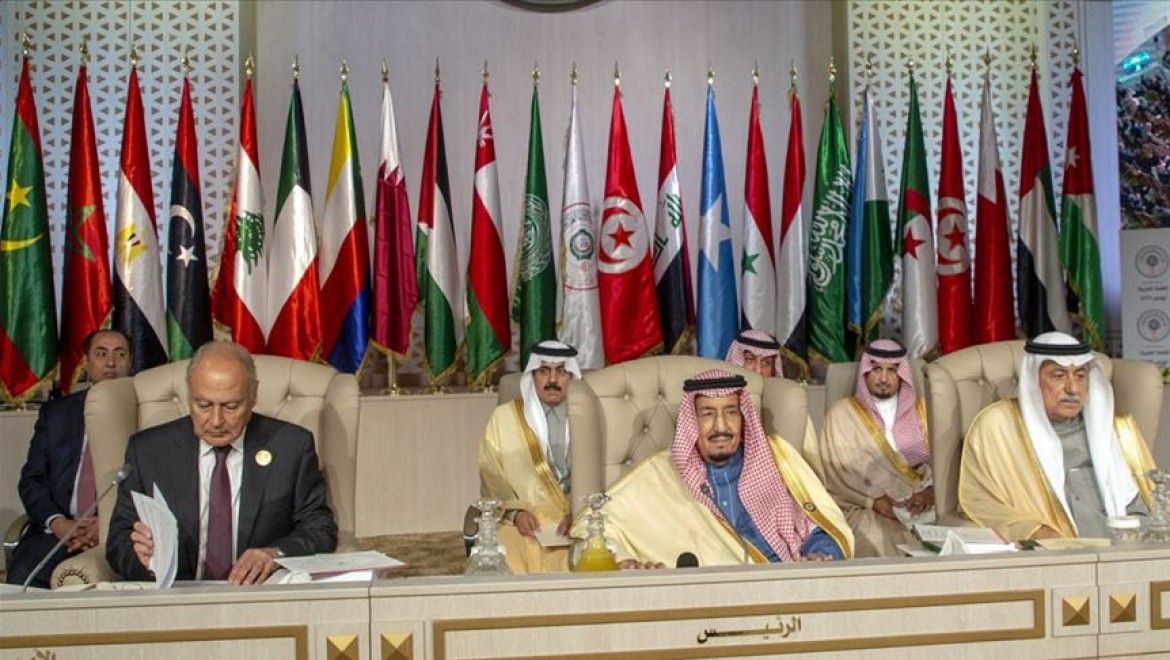 Suudi Arabistan Arap-Afrika Zirvesi'ni erteledi